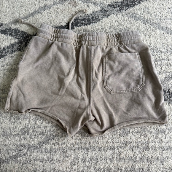 YoungLA Men's Shorts-Large - Picture 2 of 4